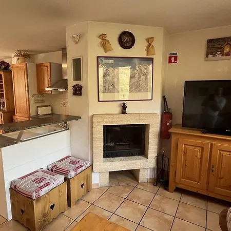 Ensoleille Sur Pistes, 5 Chambres, Animaux Admis - Fr-1-351-82 Holiday home